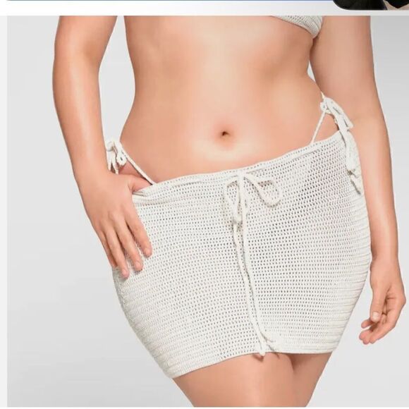 NWT SKIMS Crochet swim mini crochet skirt - Picture 1 of 5